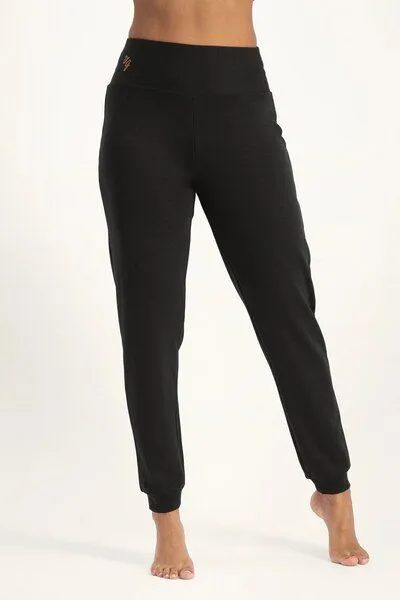 Urban Goddess Urban Goddess Ojas Loose Fit Yoga Hose mit Bambus viskose, Onyx black (schwarz), – Produktbild 1 von 4