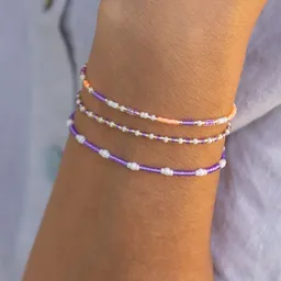 juni juni Sommer Perlenarmbänder Set "Curacao" in lila und apricot – Produktbild 1 von 1