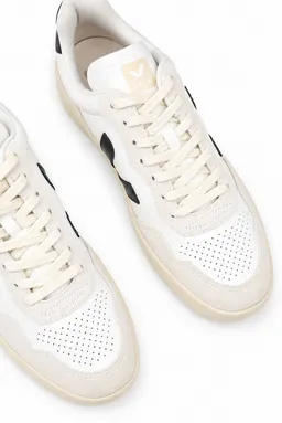 Veja Veja Sneakers V-90 Schwarz - Größe 46 – Produktbild 1 von 1