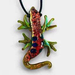 Der Lindwurm Der Lindwurm Kette mit Glasanhänger in Tierform – Produktbild 1 von 1