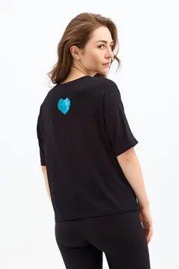 KOKOworld KOKOworld Shirt Soso – für Yoga & Alltag Bluse – Oversize mit V-Ausschnitt – Viskose mit Elastan – fair produziert in EU – Produktbild 1 von 1