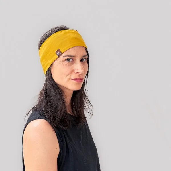 Liebe Deinen Planeten Liebe Deinen Planeten Bio Stirnband Basic - elastischer Baumwoll Jersey in vielen Farben, Senf, – Produktbild 3 von 4
