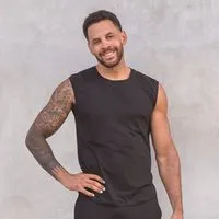 Jaya Jaya TOMMY - Herren - Atmungsaktives Tank Top aus softer, elastischer Tencel-Biobaumwoll-Mix, Yoga, Workout and andere Bewegungskünste, Black/schwarz, – Produktbild 1 von 1