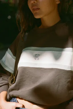 Nénés Nénés Damen vegan Sweatshirt Aria Braun – Produktbild 1 von 1