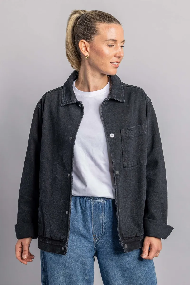 DIRTS DIRTS Herren vegan Denim Jacket Faded Black, Schwarz, – Produktbild 2 von 2
