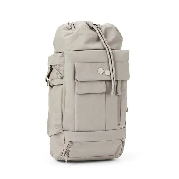 PINQPONQ pinqponq Blok Medium Crinkle - Rucksack aus recycletem Nylon, Crinkle taupe, – Produktbild 1 von 3