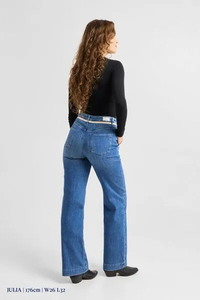 DAWN Damen Jeans DEW Flared High Waist French Pocket DAWN Bio-Baumwolle, Medium blue, – Produktbild 5 von 6