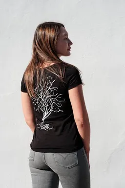 Diamond-Army Diamond-Army Nachtschwarzes Shirt mit Baumdesign – Produktbild 1 von 1