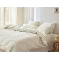 Yumeko Kissenbezug Feather "Yumeko" aus Baumwollsatin, Warm white, – Produktbild 1 von 1