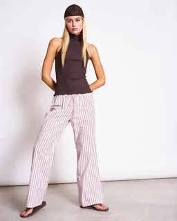 JAN N JUNE JAN 'N JUNE Damen vegan Top Raised Collar Lepus Schlammbraun – Produktbild 1 von 1