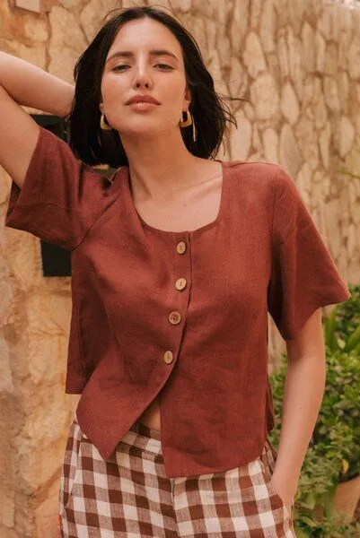 AmourLinen AmourLinen Maeve Leinenoberteil mit Knöpfen, Terrakotta, – Produktbild 1 von 4