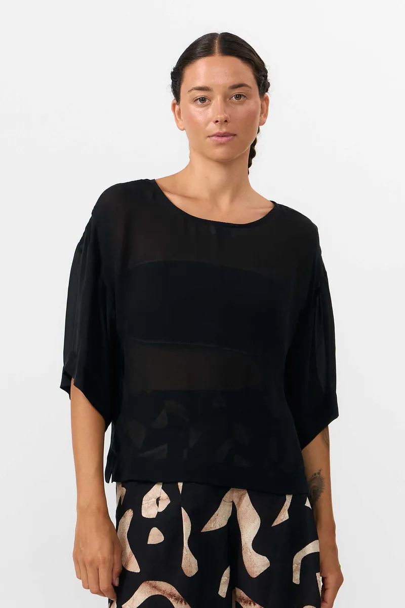 SUITE13LAB SUITE13LAB Damen vegan Bluse Sella Schiffon Schwarz, Schwarz, – Produktbild 1 von 2