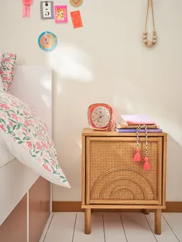 Vertbaudet Vertbaudet Kinderzimmer Nachttisch Regenbogen mit Rattangeflecht – Produktbild 1 von 1