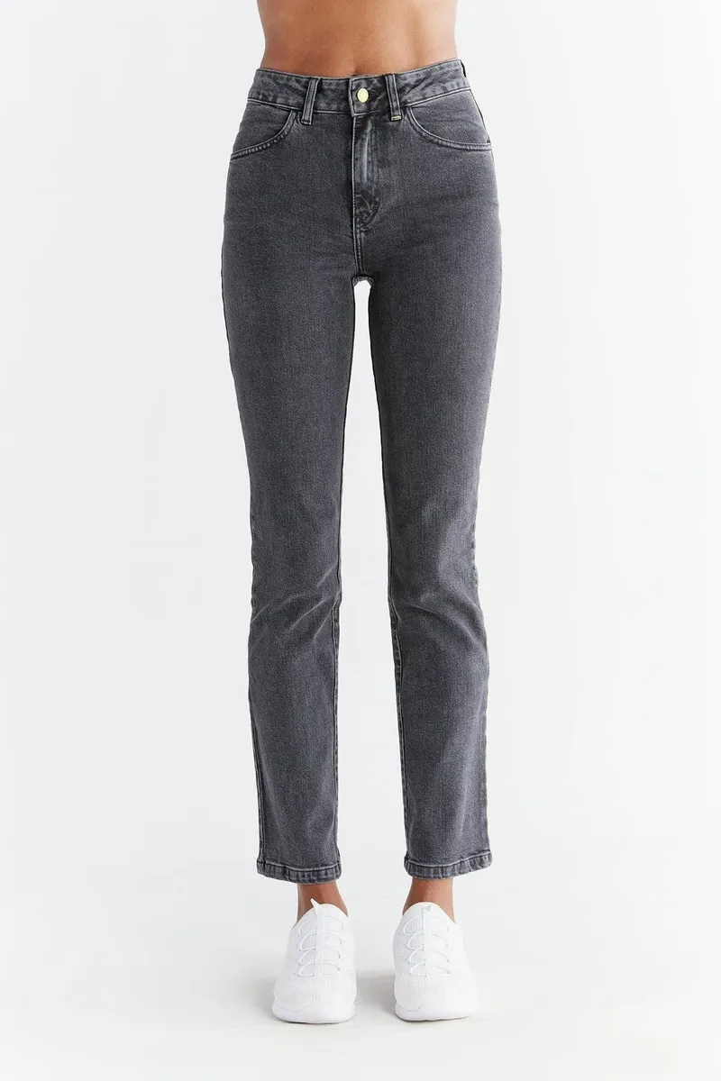 Evermind Evermind Damen vegan Jeans Straight Fit Ash Gray, Grau, – Produktbild 2 von 2