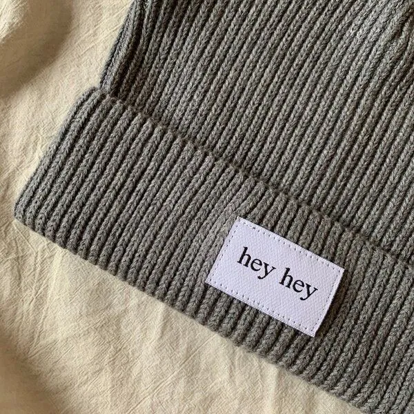 hey hey studios hey hey studios Unisex Mütze „Fisherman Beanie“ grau aus Bio-Baumwolle, Grau, – Produktbild 4 von 4