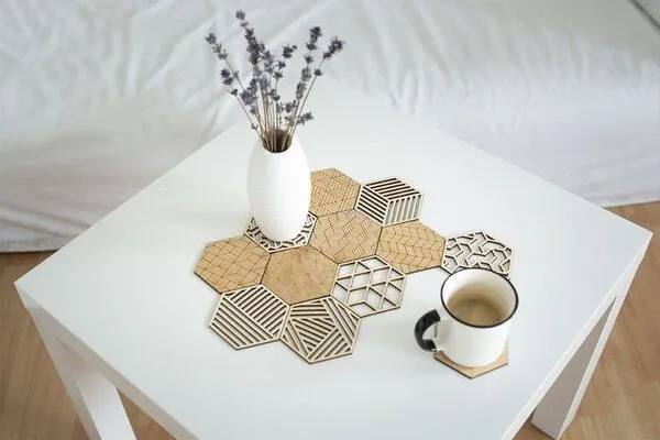 BeWooden BeWooden 6St. Untersetzer aus Holz "Geometrie" / 2 verschiedene Farben, Beige, – Produktbild 2 von 2