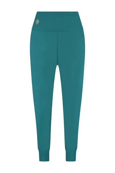 Urban Goddess Urban Goddess Bhumi Loose Fit Yoga Hose, Seamoss (grün), – Produktbild 4 von 4