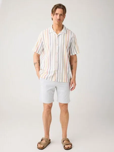 KnowledgeCotton Apparel KnowledgeCotton Apparel Twill-Shorts CHUCK regular aus Bio-Baumwolle, Grau-ultimate-grey, – Produktbild 1 von 2
