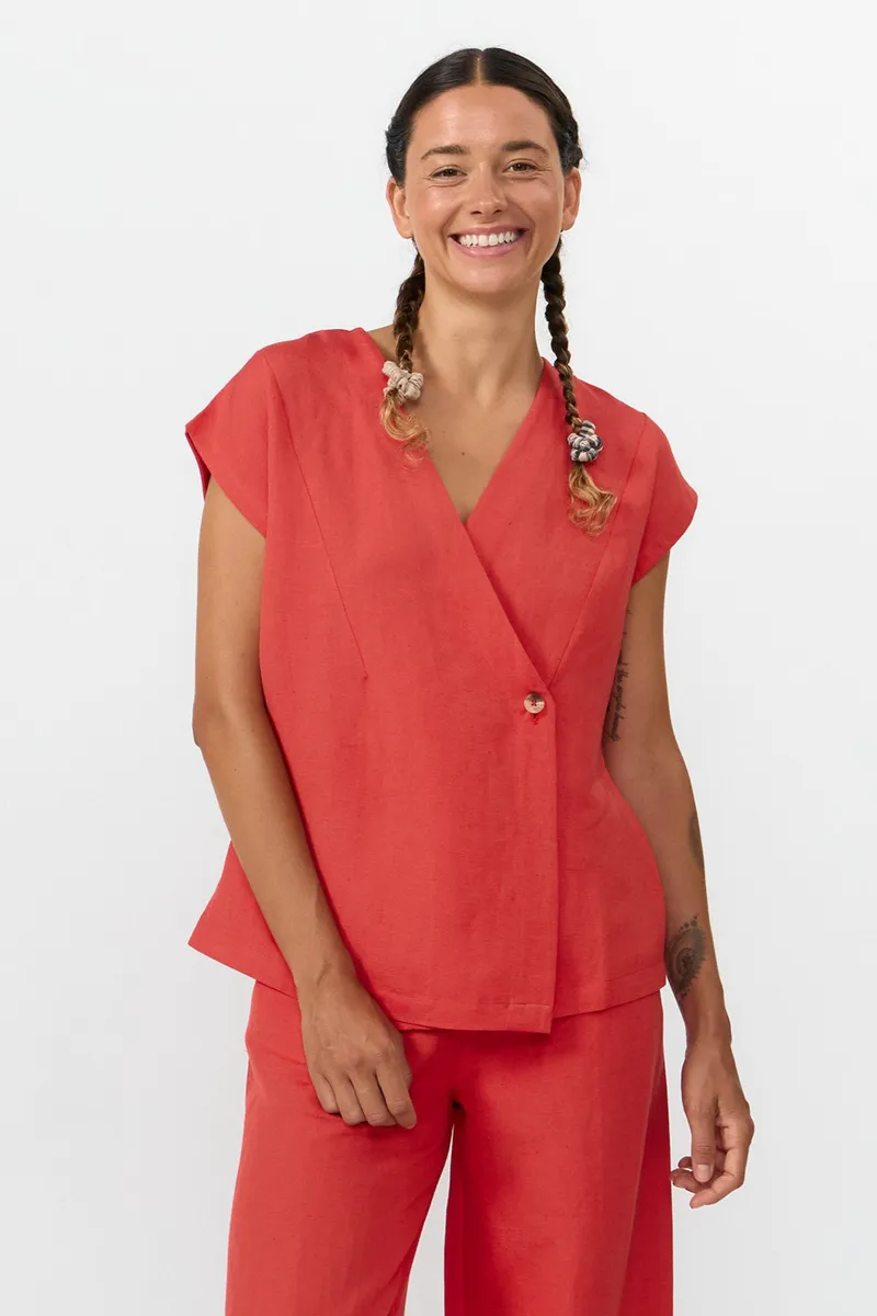 SUITE13LAB SUITE13LAB Damen vegan Weste Kiso Rot, Rot, – Produktbild 2 von 2