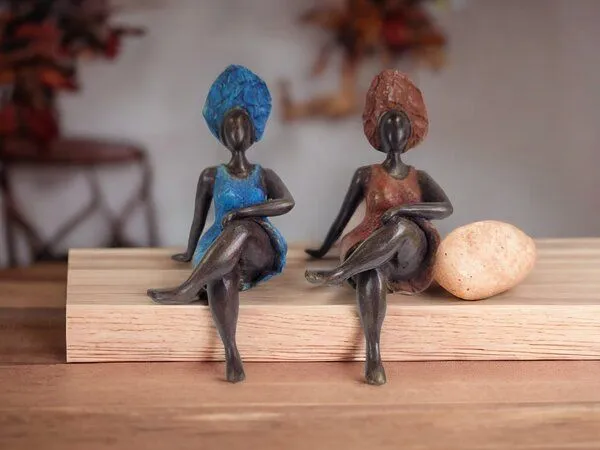 Moogoo Creative Africa Moogoo Creative Africa Bronze-Skulptur "Bobaraba Tanja" by Alain Soré | 20cm 800g | verschiedene Farben, Blau, – Produktbild 3 von 3