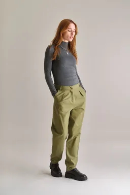 KOMODO KOMODO Damen vegan Hose Lyla Olive – Produktbild 1 von 1