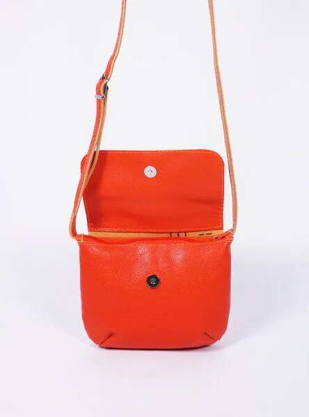 monday market monday market Ledertäschchen Wilma aus pflanzlich gegerbtem Leder, Orange, – Produktbild 4 von 4