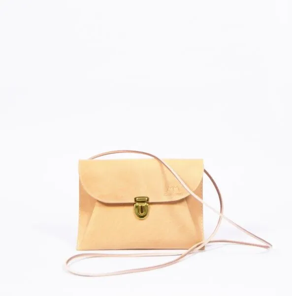 monday market monday market Ledertasche Toni, Hellbraun, – Produktbild 4 von 4