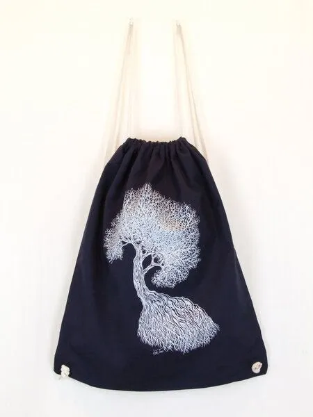Life-Tree Life-Tree Sportbeutel aus Biobaumwolle Fairwear für in Weiß/Blau/Burgund/Schwarz, Navy, – Produktbild 1 von 1