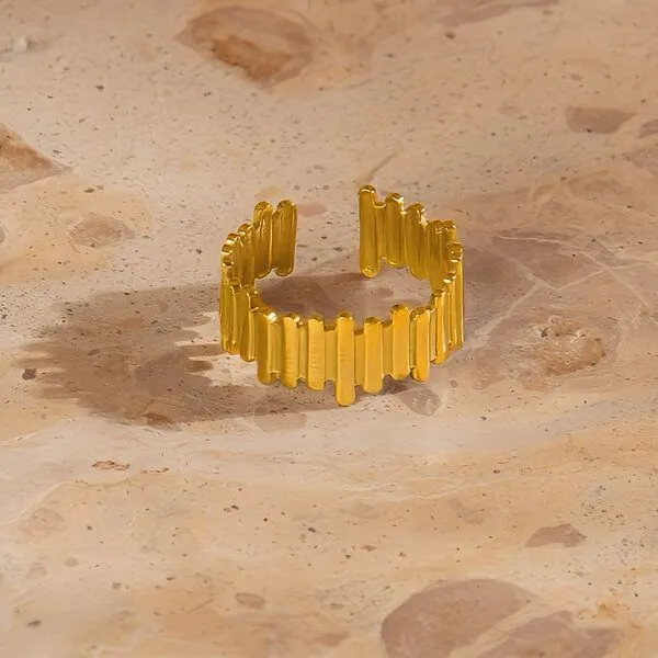 ELEKTROPULLI Größenvariabler LINE Ring ca. Ø 18 - 20mm von Elektropulli, Gold, – Produktbild 3 von 3
