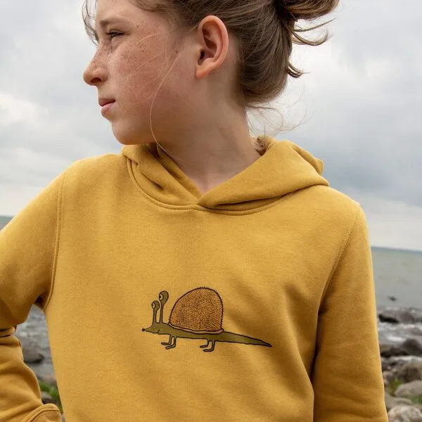 Cmig Cmig Kinder Hoodie Schnigel in ochre, Ochre, – Produktbild 2 von 4