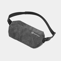 Airpaq Airpaq Große Bauchtasche 'Hip bag' aus Autoschrott – Produktbild 1 von 1