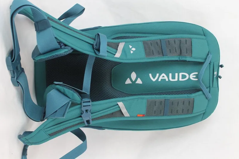Vaude Vaude Rucksack Kompakter All Mountain-Rucksack 14150 LEDRO 10 – Produktbild 2 von 5