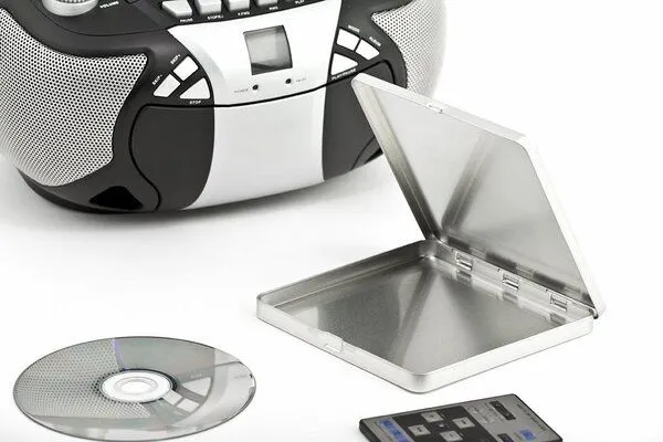 DS DS Stabile Metall Dose für bis 5 CD´s / DVD´s * Edle Hülle Leerhülle Case – Produktbild 3 von 4