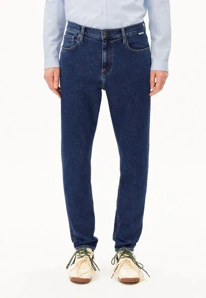 ARMEDANGELS ARMEDANGELS AARJO TARPA Herren Tapered Jeans recycelter Baumwoll Mix Comfort Stretch, Whale, – Produktbild 1 von 3