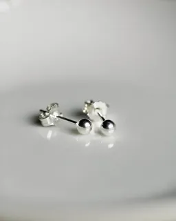 lille mus lille mus Ohrstecker 'Kugel' 925 Silber – Produktbild 1 von 1