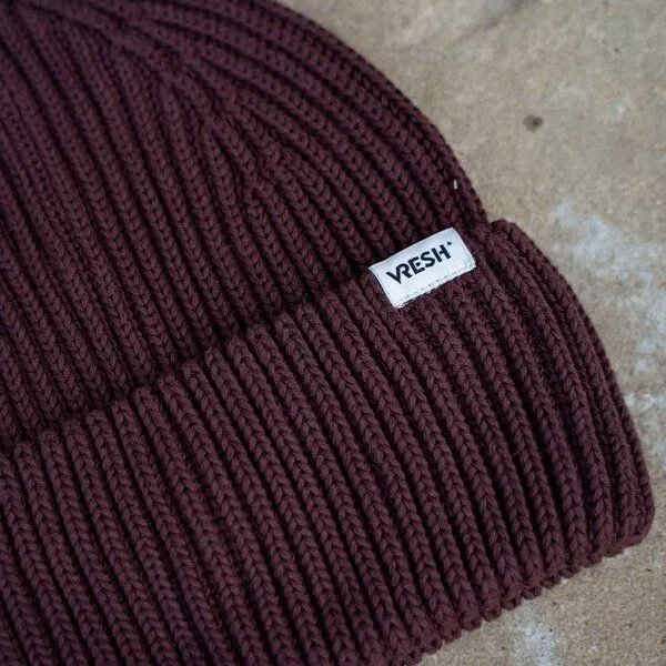 Vresh Clothing Vresh Clothing Avriel - Fisherman Beanie aus Biobaumwolle, Weinrot, – Produktbild 4 von 4