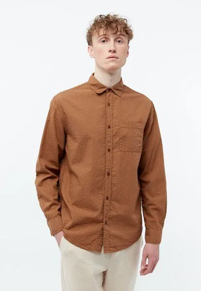 Givn Berlin Givn Berlin Hemd GBYUVAL aus Bio-Baumwoll Seersucker, Pecan brown (structure), – Produktbild 1 von 4