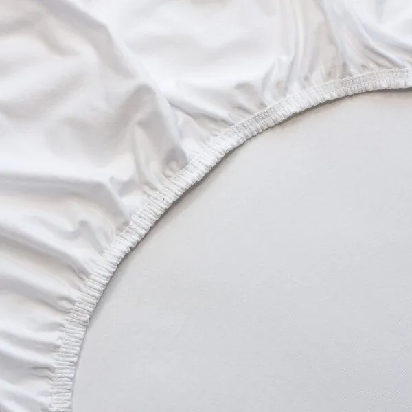 Lesen - Design-Bettwäsche Lesen - Design-Bettwäsche Spannbettlaken aus BIO-Baumwolle für Doppelbett, Weiss, – Produktbild 1 von 4
