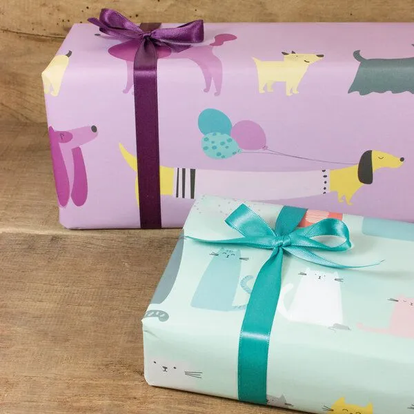 Bow & Hummingbird Bow & Hummingbird Geschenkpapier Dogs – Produktbild 5 von 8