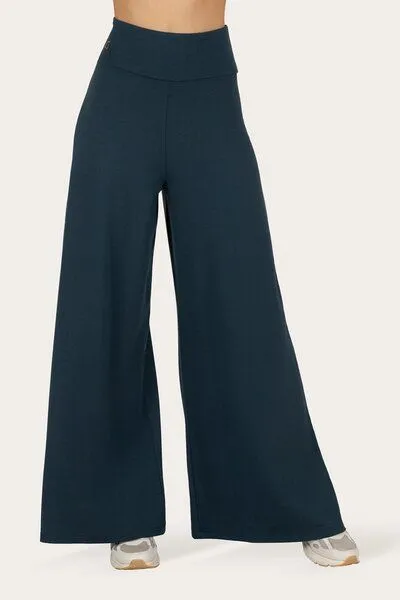 Urban Goddess Urban Goddess Nyx Weite Yoga-Hose, Orion (blau), – Produktbild 1 von 4