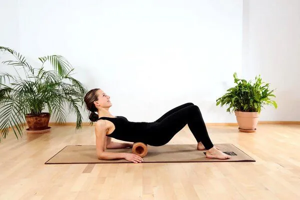 rollholz rollholz pro - die leichte Faszien- und Massagerolle aus Holz – Produktbild 5 von 6