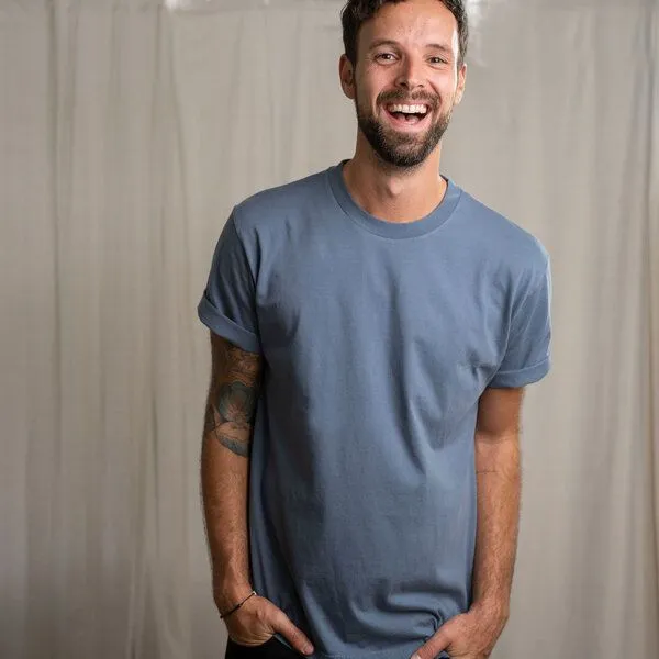 Vresh Clothing Vresh Clothing Vred - Oversized unisex T-Shirt aus Biobaumwolle, Rauchblau, – Produktbild 3 von 4