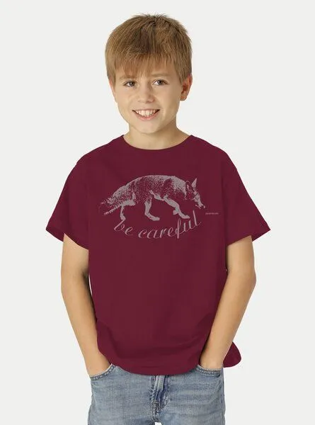 Peaces.bio - handbedruckte Biomode Peaces.bio - handbedruckte Biomode Bio-Kinder T-Shirt Be Careful, Bordeaux, – Produktbild 2 von 2