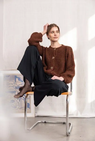 Jyoti - Fair Works Jyoti - Fair Works Baby-Alpaka Strickcardigan Betana, Schokolade, – Produktbild 1 von 4