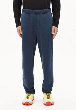 ARMEDANGELS ARMEDANGELS ICONIC Å GMT DYE Herren Sweathose aus Bio-Baumwolle – Produktbild 1 von 1