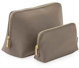 BagBase BagBase Kulturbeutel Boutique Accessory Case, M (18 x 11 x 4,5 cm) – Produktbild 1 von 1