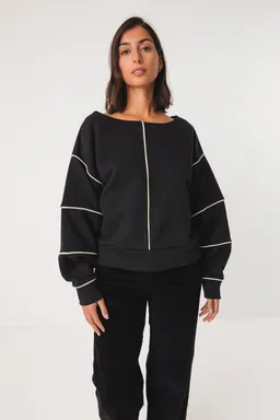 SKFK SKFK Damen vegan Sweatshirt Oversized Boat Neck Schwarz – Produktbild 1 von 1