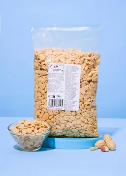 KoRo Geröstete Erdnusskerne mit Salz und Öl 1 kg – Produktbild 1 von 1