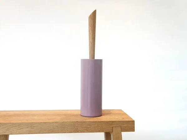 werkvoll by Lena Peter werkvoll by Lena Peter Upcycling WC-Bürste FIRE mit Eichegriff, Pastellviolett, – Produktbild 1 von 4