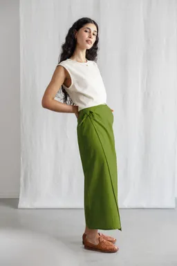 Jyoti - Fair Works Jyoti - Fair Works Damen vegan Wickelrock Tanvi Basil – Produktbild 1 von 1